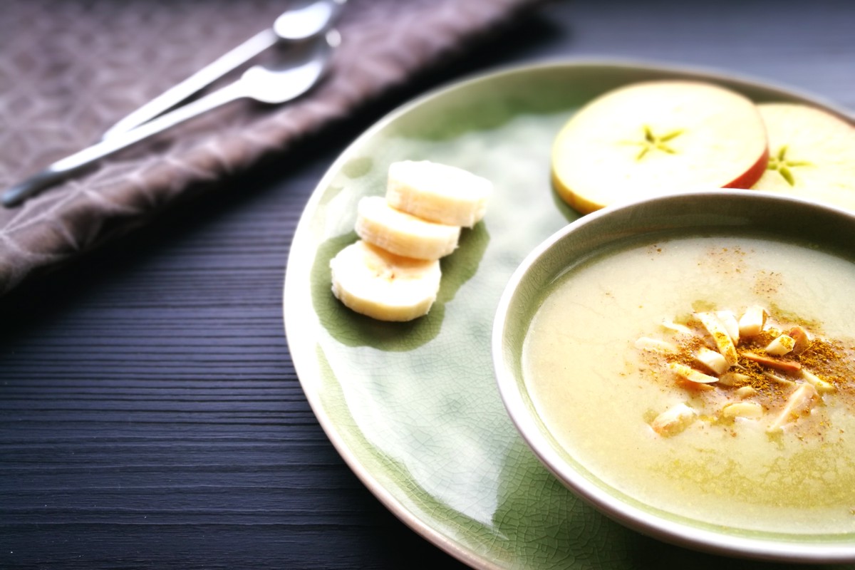 Apfel-Kokossuppe, vegan, vegetarisch kochen, vegetarisch-kochen.at, Suppe, Suppen, exotisch, Curry, was koche ich heute, schnelle Küche, was soll ich kochen, Suppenzeit, Suppentiger, warme Gerichte, Winter